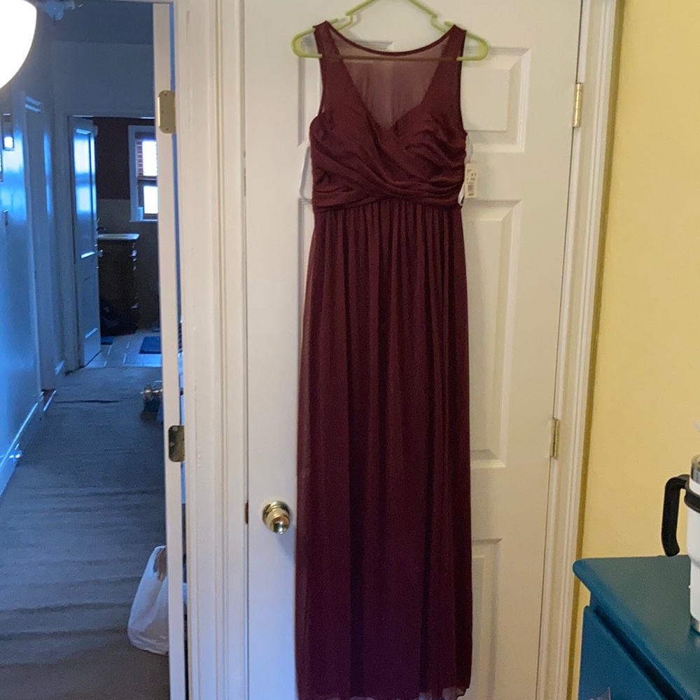 David’s Bridal WINE/BURGUNDY dress, size 6